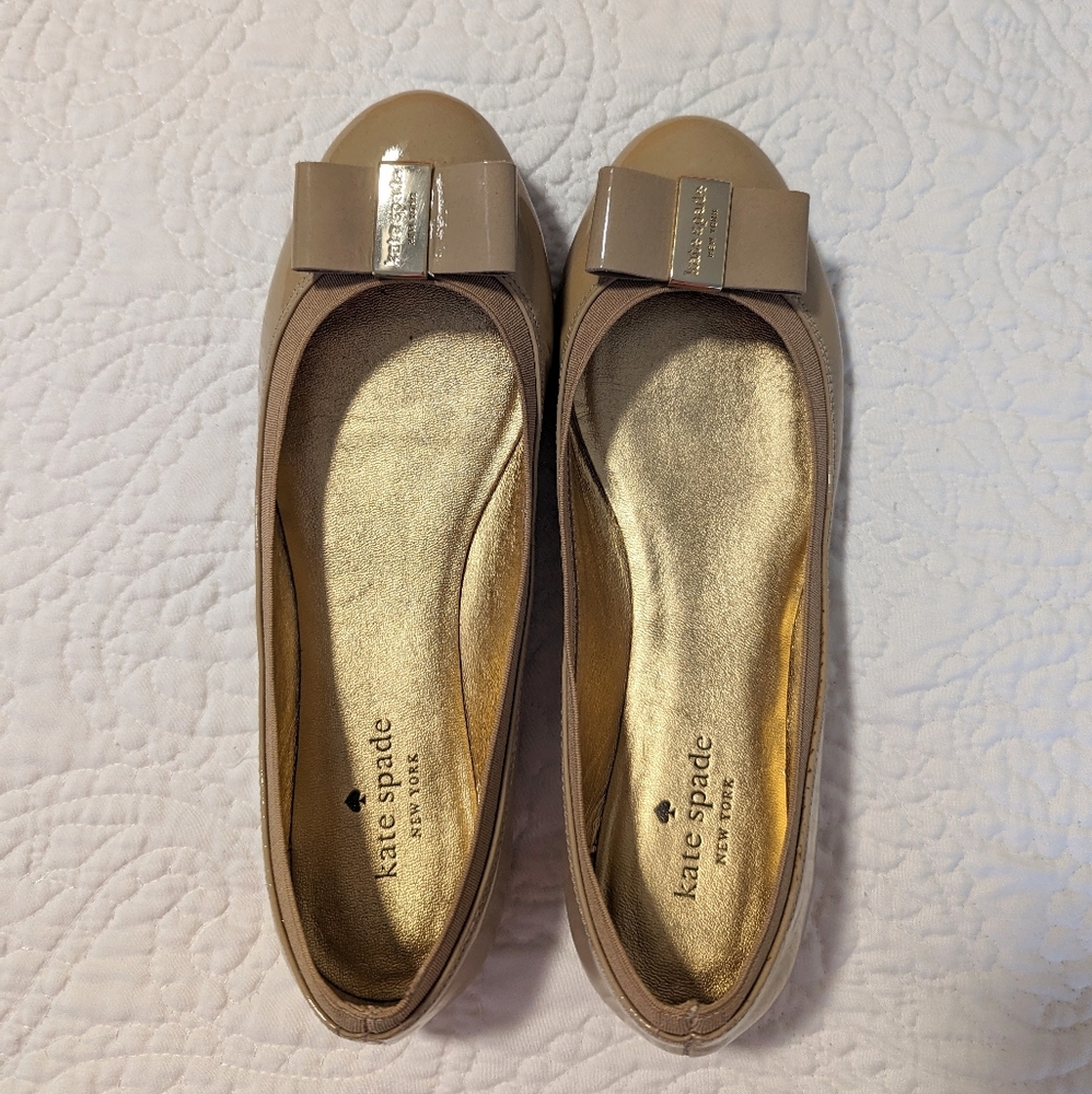Kate Spade Nude Patent Bow Flats sz 8